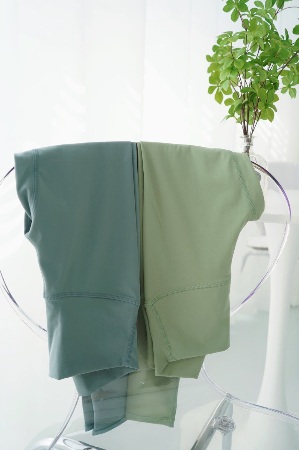 The Greenery Leggings with Waistband Pocket